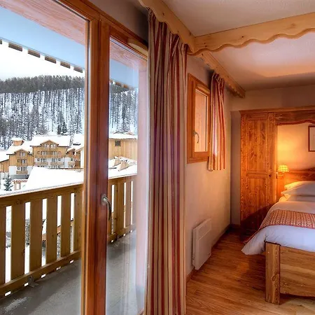 Hotel La Foret D'or 3*