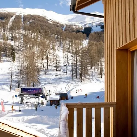 Hotel La Foret D'or 3*
